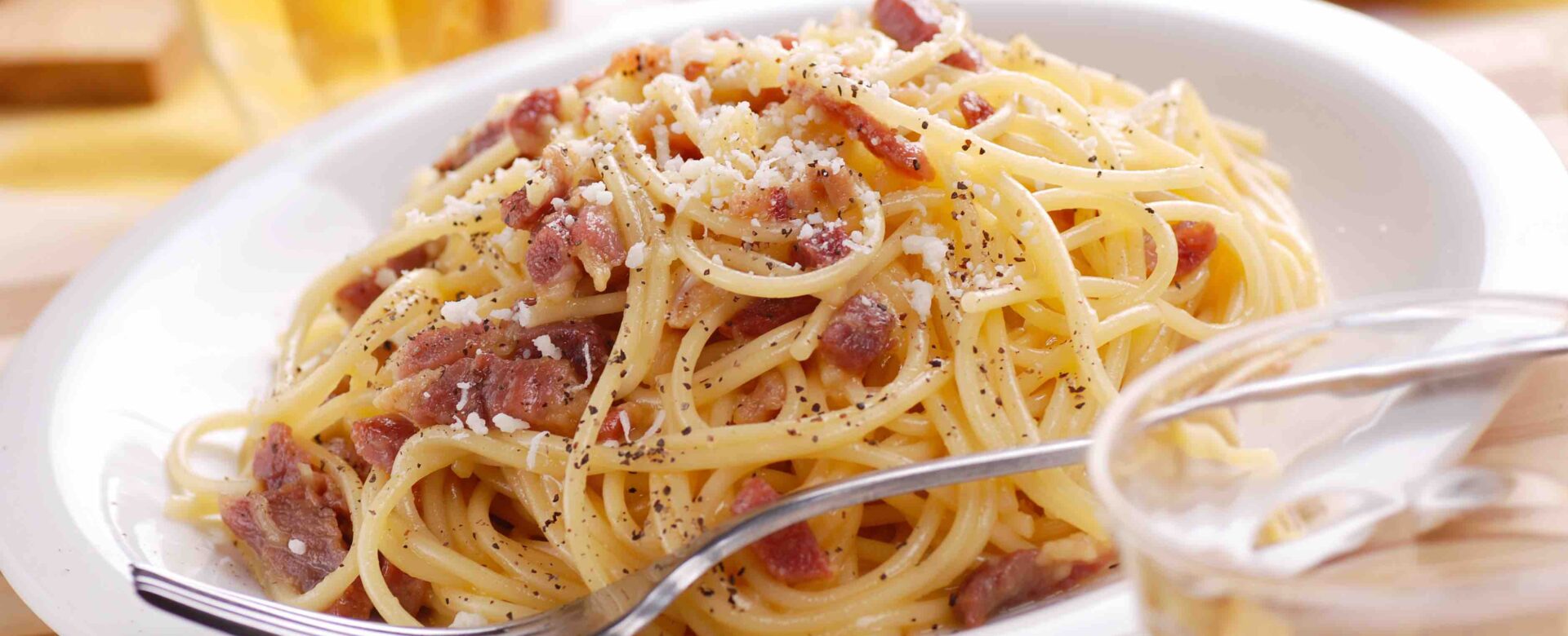 Hoe maak je spaghetti carbonara? (het echte Italiaanse recept)